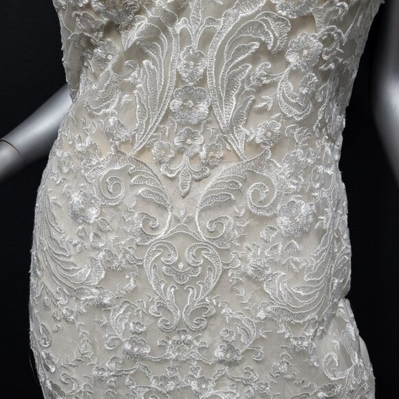 NWT~$1595~MON CHERI~10/12~IVORY EMBROIDERED MERMAID FIT & FLARE WEDDING DRESS - Picture 4 of 16